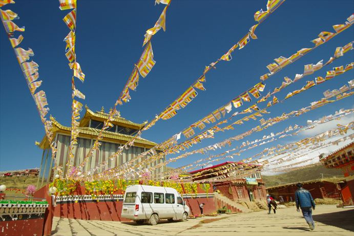 ラルンガルゴンパ：チベット小僧が撮った (66)_R
