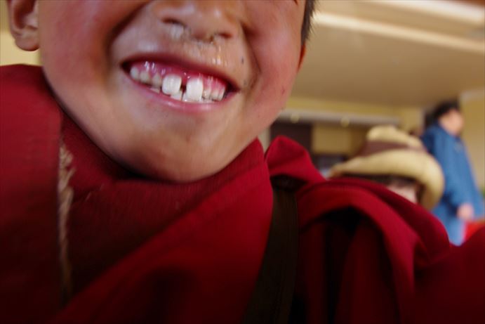 ラルンガルゴンパ：チベット小僧が撮った (73)_R