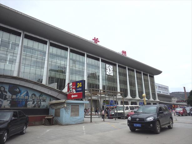蘭州駅到着 (2)_R