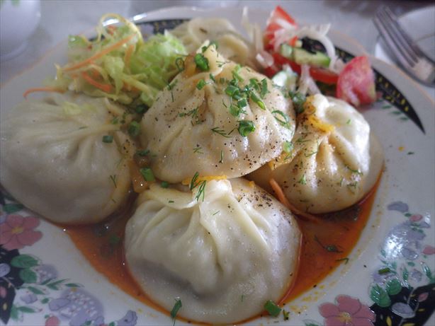 オシュのお昼ごはん：マンティ (1)