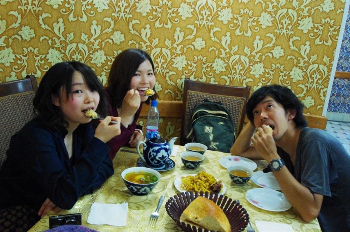 3人でお昼ごはん！ (4)