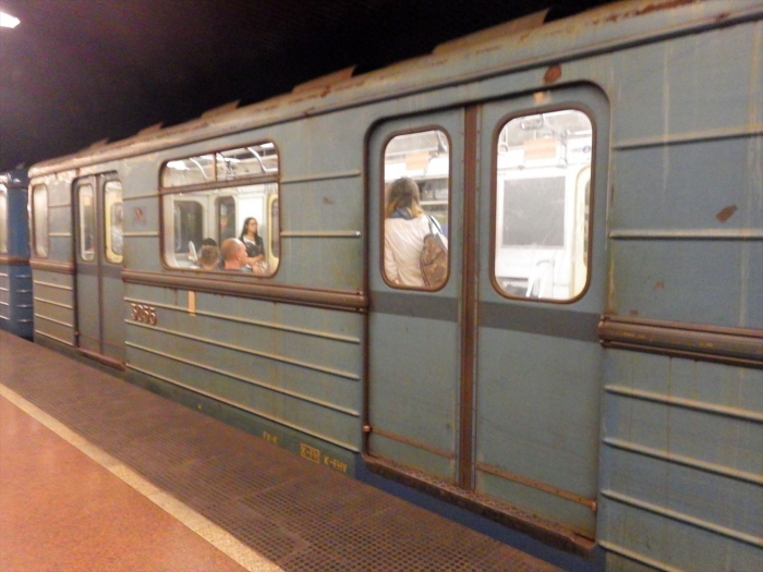 ハンガリーの電車がぼろい