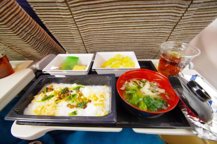 アブダビまでの機内食 (3)